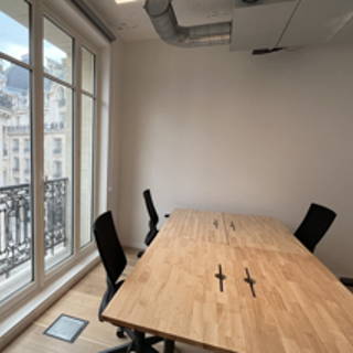 Bureau privé 10 m² 4 postes Location bureau Rue des Italiens Paris 75009 - photo 1
